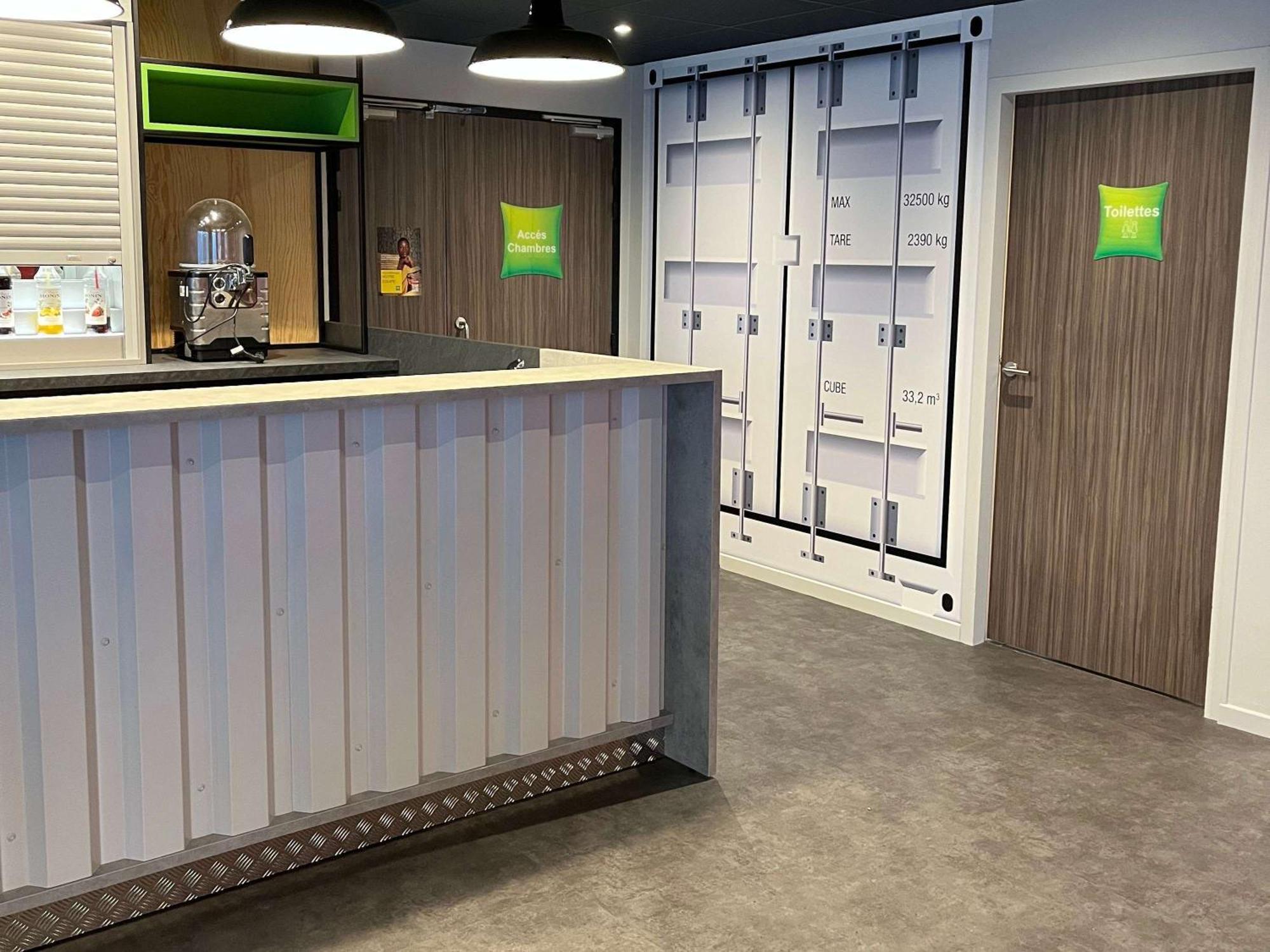 Готель Ibis Styles Bourbon Lancy Екстер'єр фото