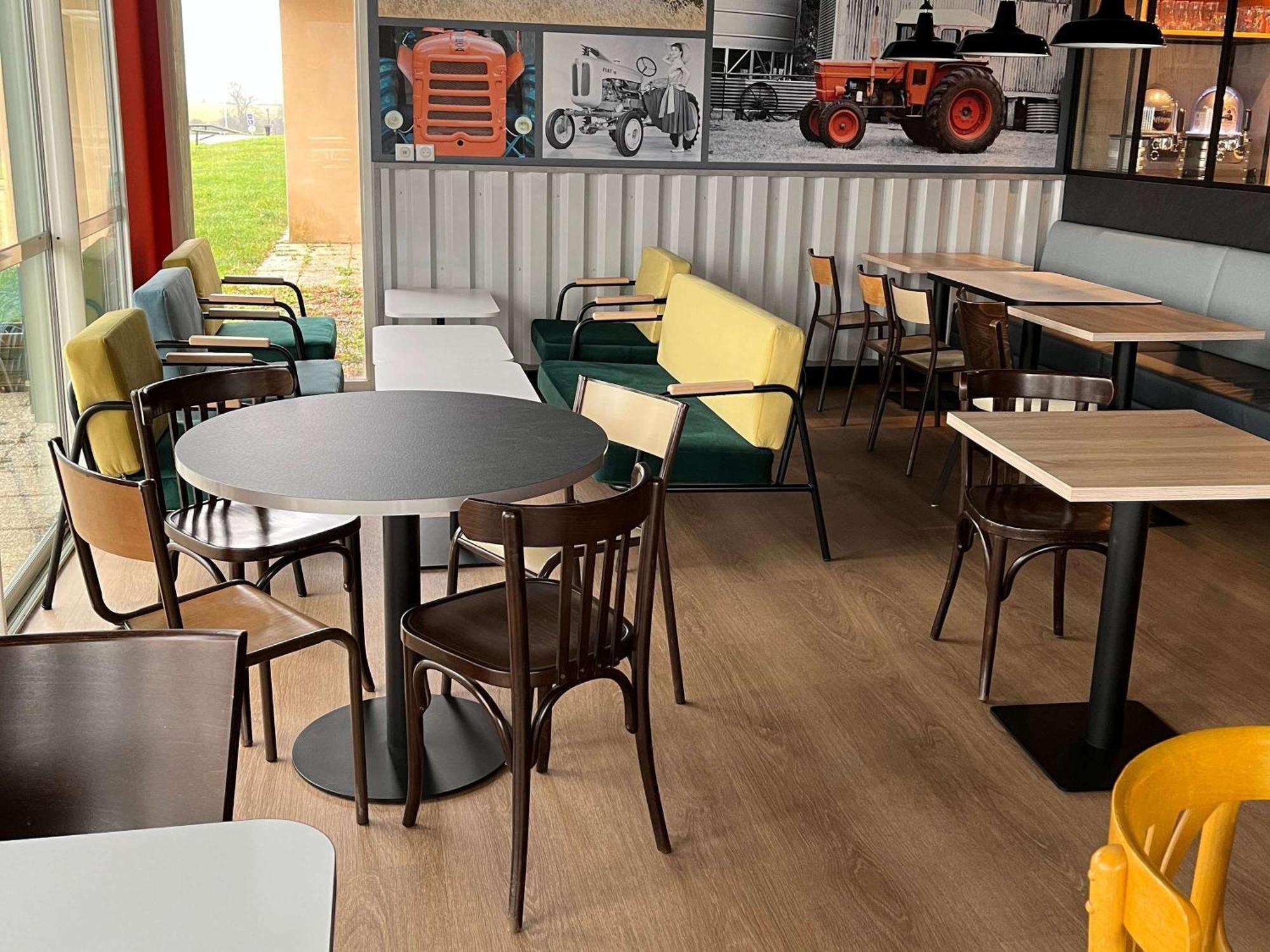 Готель Ibis Styles Bourbon Lancy Екстер'єр фото